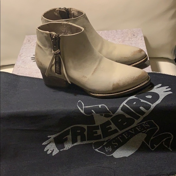 Freebird by Steven boots in ice color NWT sz 7&8 - Picture 2 of 8